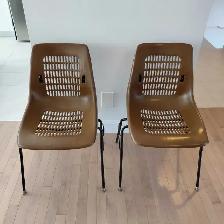 2 chaises vintage Expo 67