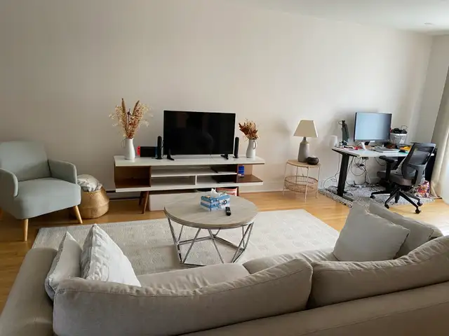 Appartement rénové à Verdun proche de tout! - Photo 2