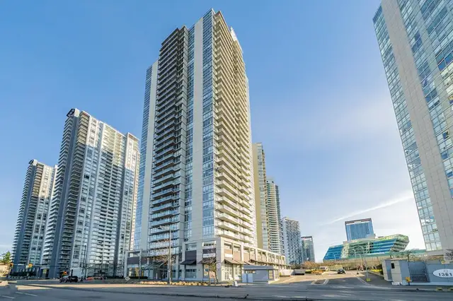 Semi-Furnished 1 bedroom and 1 bath near king george skytrain