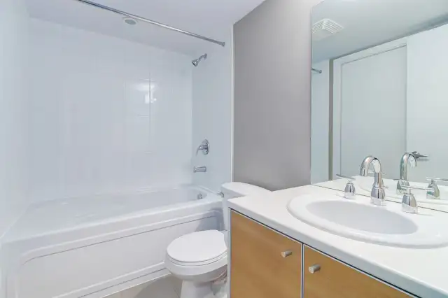 Semi-Furnished 1 bedroom and 1 bath near king george skytrain - Photo 16