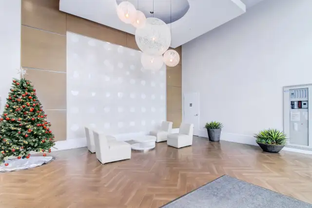 Semi-Furnished 1 bedroom and 1 bath near king george skytrain - Photo 18