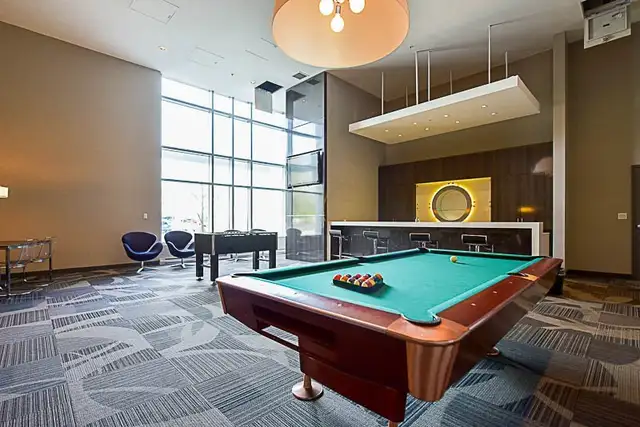 Semi-Furnished 1 bedroom and 1 bath near king george skytrain - Photo 23