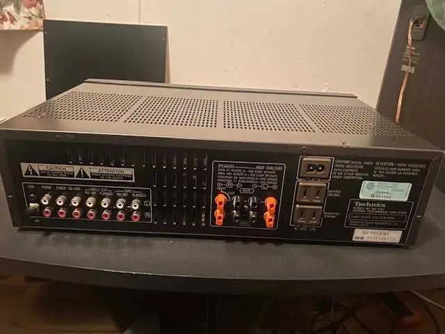 Technics SU-V97 Amplifier - Photo 2