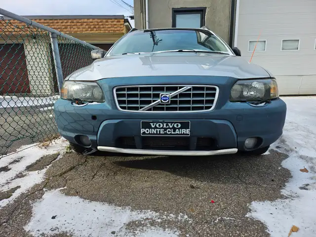 Volvo XC70 2004 - For parts ONLY - 1000$ - TEL QUEL - Photo 5