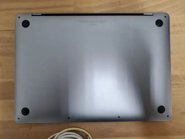 Macbook Pro 13' 2020 ▃▅▆█ 619$ █▆▅▃