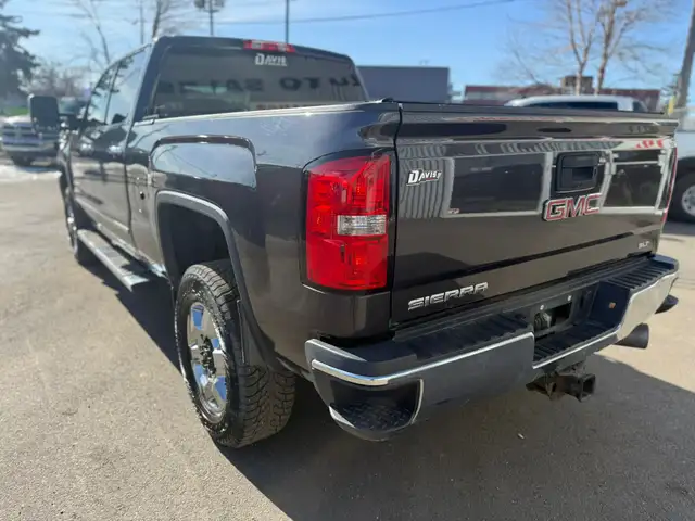 2015 GMC Sierra 3500HD SLT Z71 PKG DIESEL / CREWCAB 4X4 - Photo 3