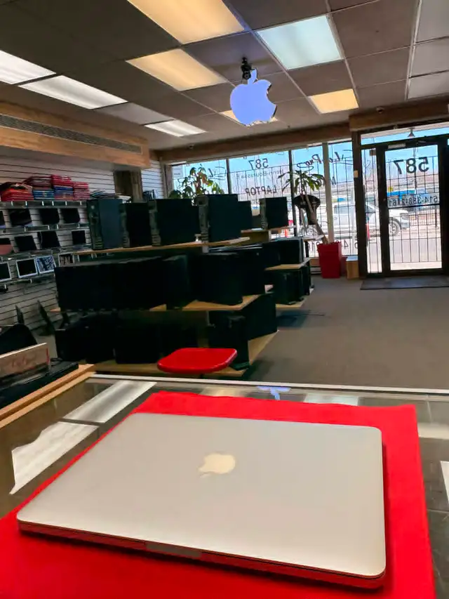 APPLE MACBOOK PRO 2013 - Photo 2