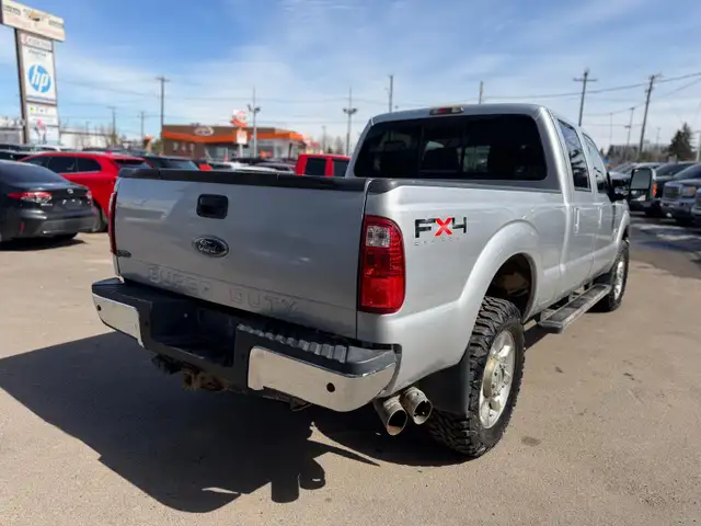 2011 Ford Super Duty F-350 SRW - Photo 6