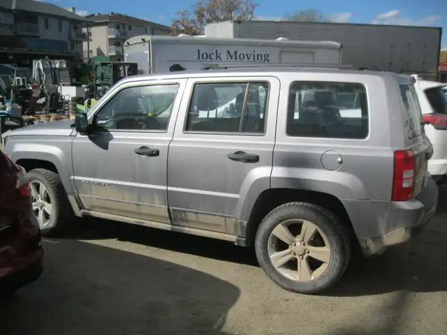 AUCTION-2014 JEEP PATRIOT - ONLINE - SATURDAY, APRIL 25 - 8 AM - Photo 2