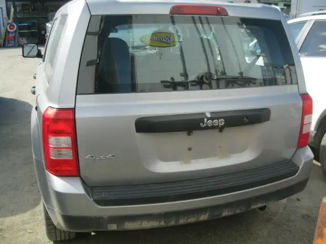 AUCTION-2014 JEEP PATRIOT - ONLINE - SATURDAY, APRIL 25 - 8 AM - Photo 3