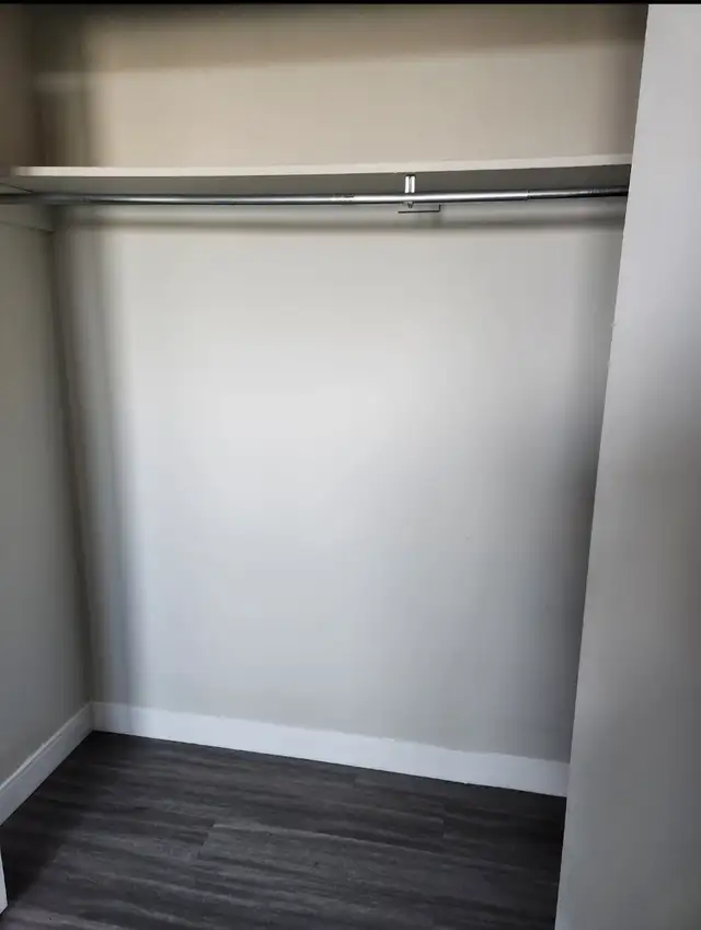 Near University of Manitoba. $1399 per month. One bedroom. - Photo 6