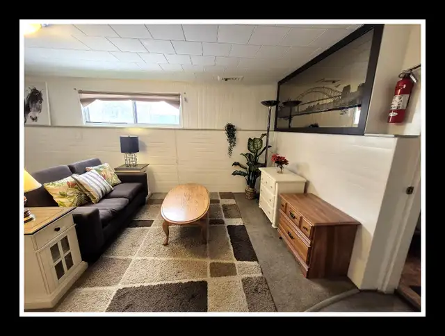 SHARED ACCOMMODATION~ PRIVATE BASEMENT SUITE NEAR CHINOOK - Photo 2