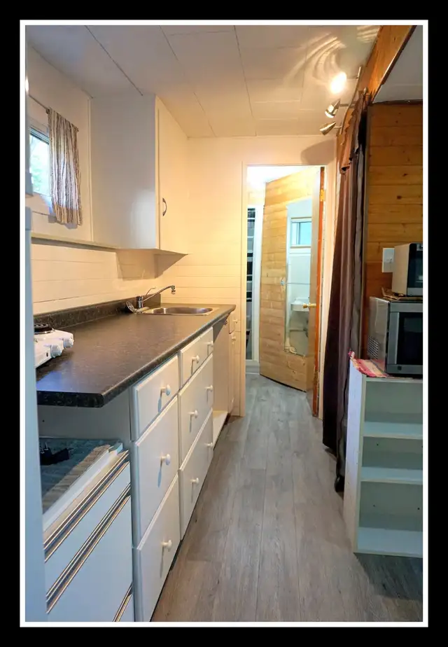 SHARED ACCOMMODATION~ PRIVATE BASEMENT SUITE NEAR CHINOOK - Photo 6