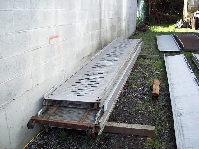Slide Out Truck Ramps, 2 Pc. Car Ramp, Walk Way - Photo 2