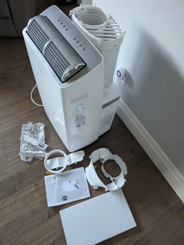 Midea 12,000 BTU Wifi Air Conditioner For Sale - Photo 8