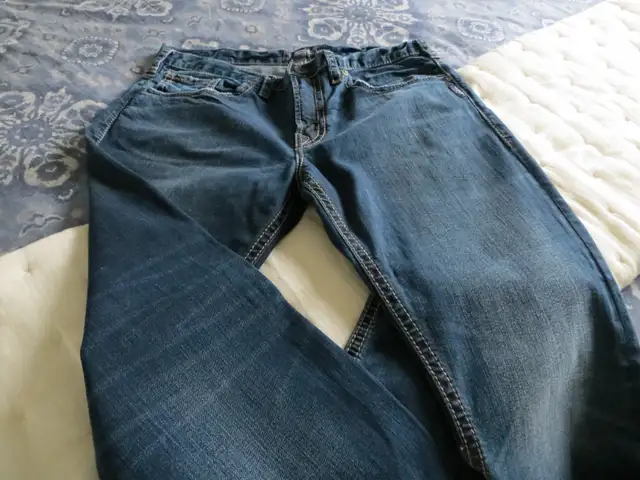 For Sale: Men’s Jean Lot - Photo 4