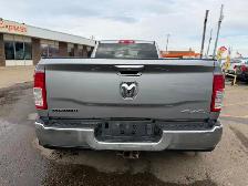 2021 Ram 3500 BIG HORN / DUALLY 8FT BOX CREWCAB GAS 4X4 - Photo 4