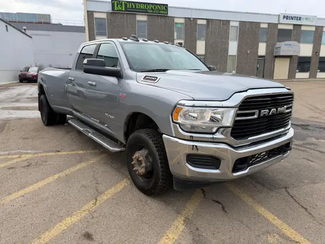 2021 Ram 3500 BIG HORN / DUALLY 8FT BOX CREWCAB GAS 4X4 - Photo 7