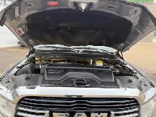 2021 Ram 3500 BIG HORN / DUALLY 8FT BOX CREWCAB GAS 4X4 - Photo 9