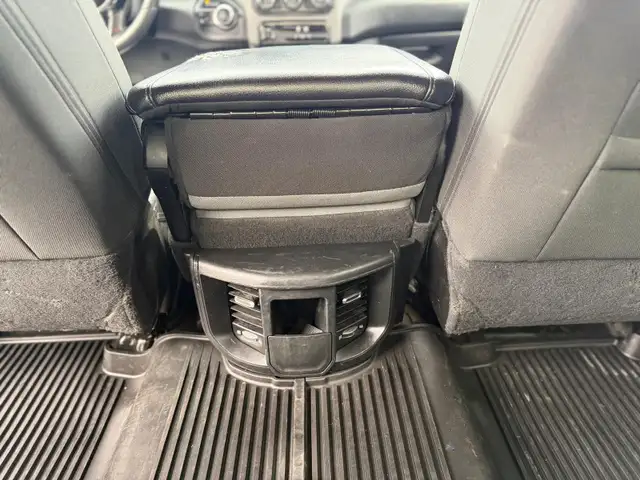 2021 Ram 3500 BIG HORN / DUALLY 8FT BOX CREWCAB GAS 4X4 - Photo 15