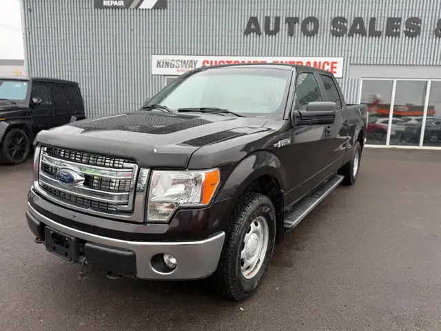 2013 Ford F-150 XLT CREW 4X4 / 5.0L / ONLY 24354 ! NO ACCIDENTS