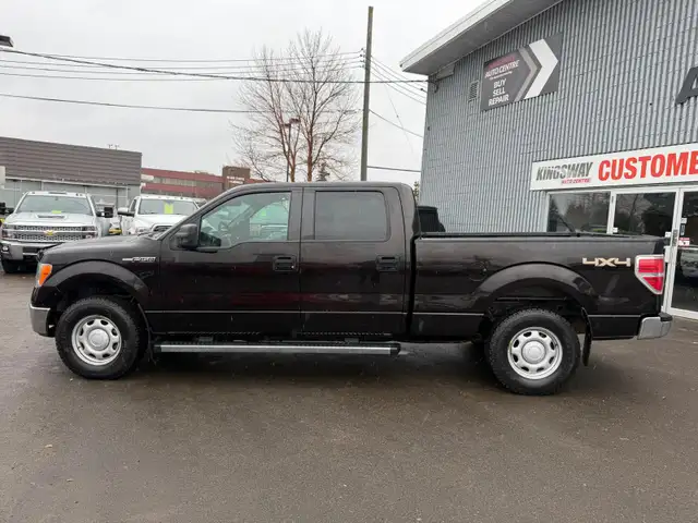 2013 Ford F-150 XLT CREW 4X4 / 5.0L / ONLY 24354 ! NO ACCIDENTS - Photo 2