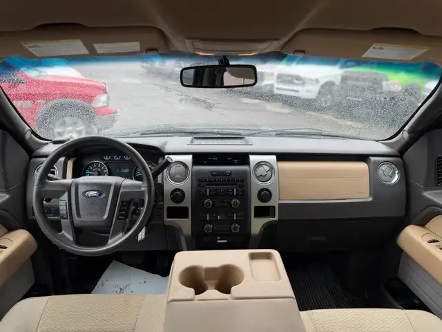 2013 Ford F-150 XLT CREW 4X4 / 5.0L / ONLY 24354 ! NO ACCIDENTS - Photo 11