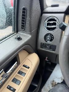 2013 Ford F-150 XLT CREW 4X4 / 5.0L / ONLY 24354 ! NO ACCIDENTS - Photo 16