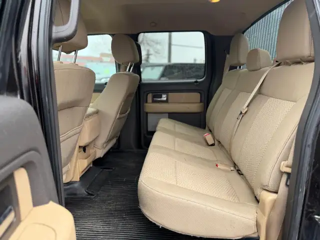 2013 Ford F-150 XLT CREW 4X4 / 5.0L / ONLY 24354 ! NO ACCIDENTS - Photo 17