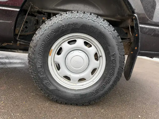 2013 Ford F-150 XLT CREW 4X4 / 5.0L / ONLY 24354 ! NO ACCIDENTS - Photo 20