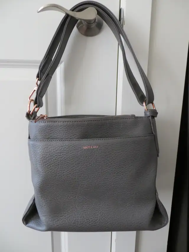 For Sale: Matt & Nat Purse