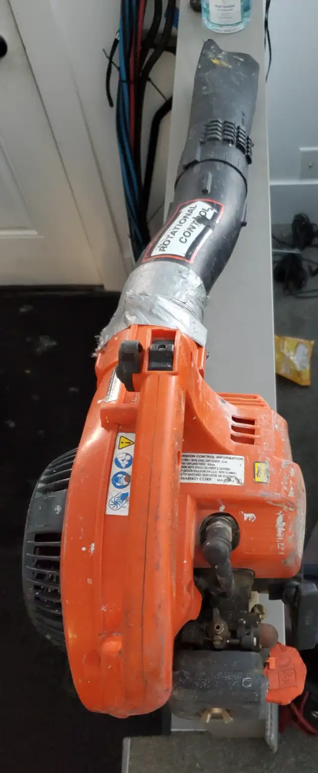 GAS SNOW AND LEAF BLOWER - Photo 4