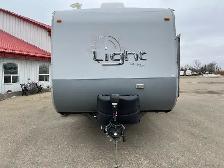 2015 OPEN RANGE HIGHLAND RIDGE 216RBSS SPACIOUS, REAR BATH