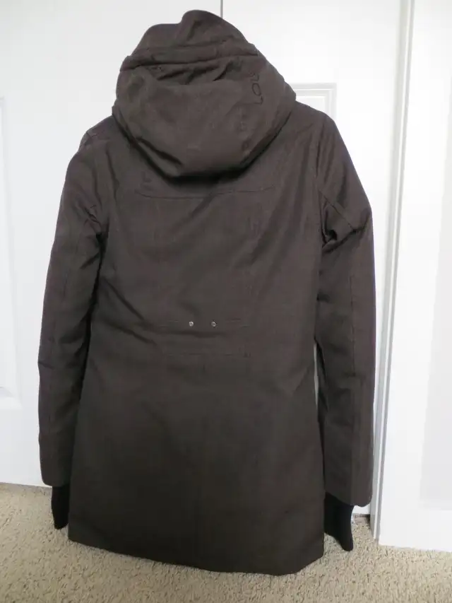 For Sale: Ladies Lole Brand Winter Jacket - Photo 2