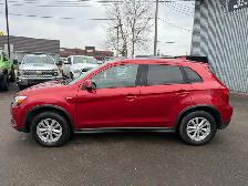 2019 Mitsubishi RVR SE AWD / NO ACCIDENTS ! - Photo 2