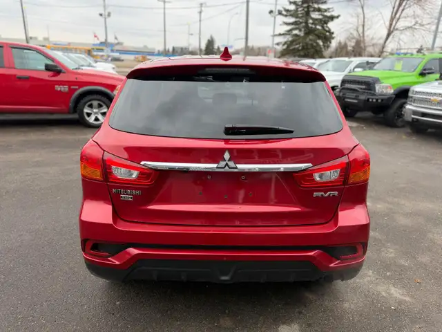 2019 Mitsubishi RVR SE AWD / NO ACCIDENTS ! - Photo 4