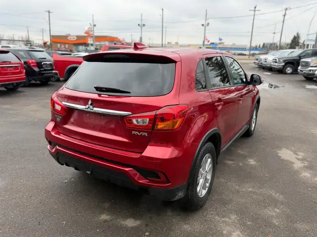 2019 Mitsubishi RVR SE AWD / NO ACCIDENTS ! - Photo 5