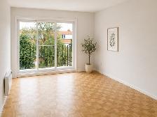 4 ½ lumineux avec balcon – 840 Rue Prieur, Longueuil