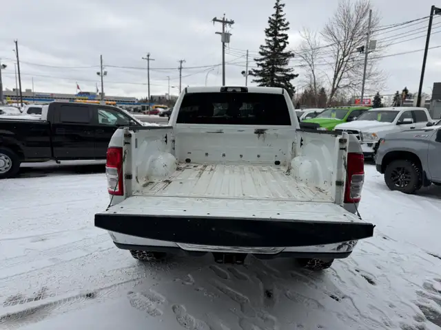 2022 Ram 3500 BIG HORN DIESEL / NO ACCIDENTS ! - Photo 5