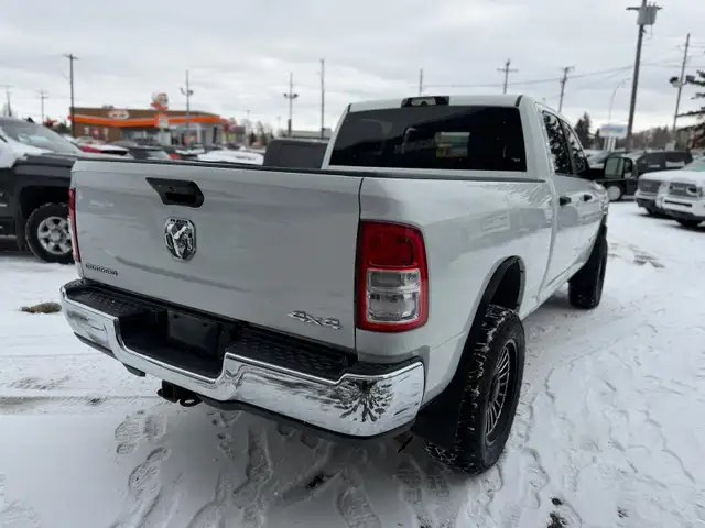 2022 Ram 3500 BIG HORN DIESEL / NO ACCIDENTS ! - Photo 6