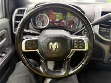 2022 Ram 3500 BIG HORN DIESEL / NO ACCIDENTS ! - Photo 12