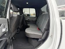 2022 Ram 3500 BIG HORN DIESEL / NO ACCIDENTS ! - Photo 14