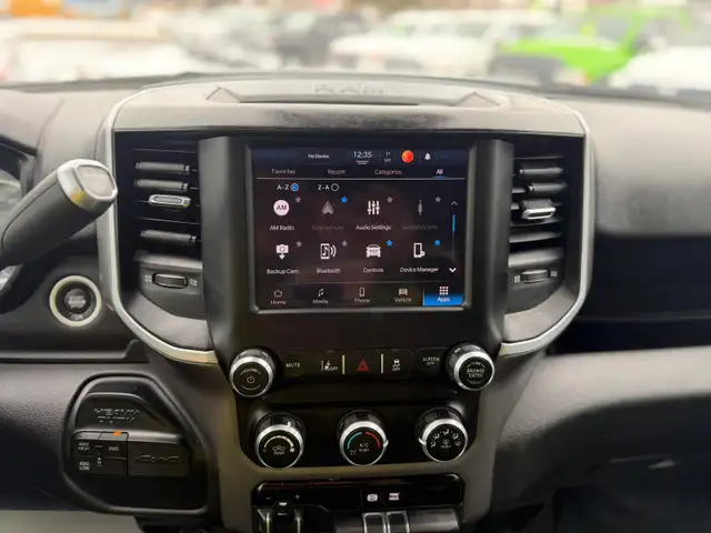 2022 Ram 3500 BIG HORN DIESEL / NO ACCIDENTS ! - Photo 15