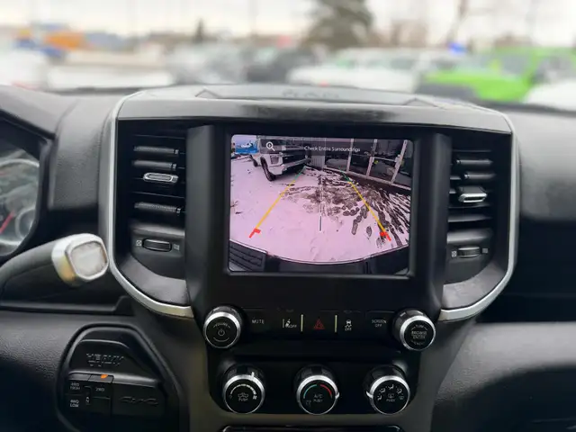 2022 Ram 3500 BIG HORN DIESEL / NO ACCIDENTS ! - Photo 17