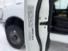 2022 Ram 3500 BIG HORN DIESEL / NO ACCIDENTS ! - Photo 21