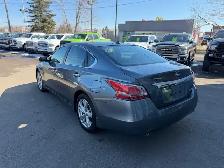 2015 Nissan Altima SL FWD / LEATHER LOADED - Photo 3