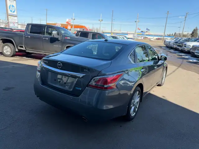 2015 Nissan Altima SL FWD / LEATHER LOADED - Photo 5