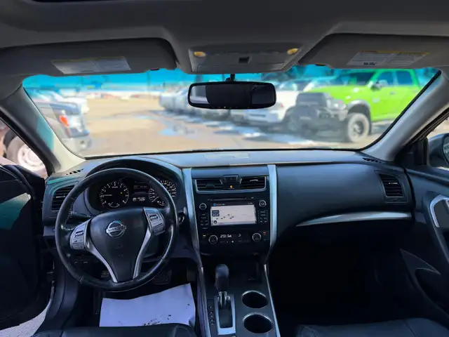 2015 Nissan Altima SL FWD / LEATHER LOADED - Photo 10