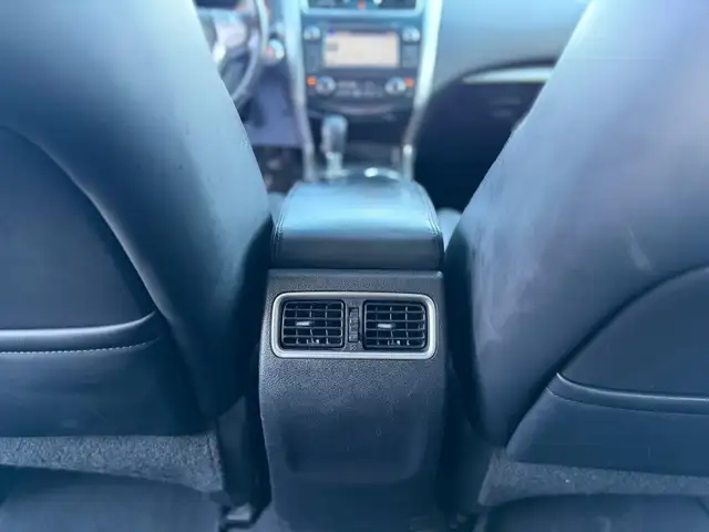 2015 Nissan Altima SL FWD / LEATHER LOADED - Photo 13