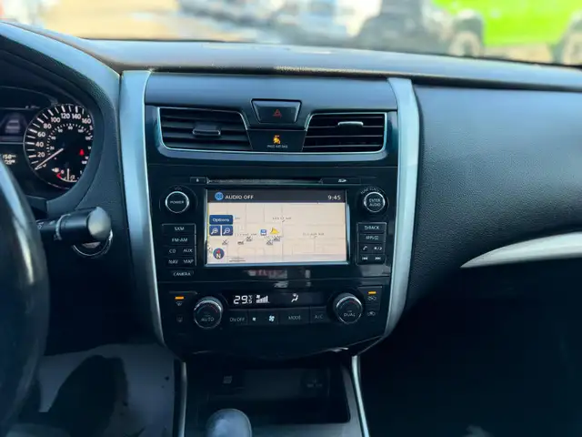 2015 Nissan Altima SL FWD / LEATHER LOADED - Photo 15